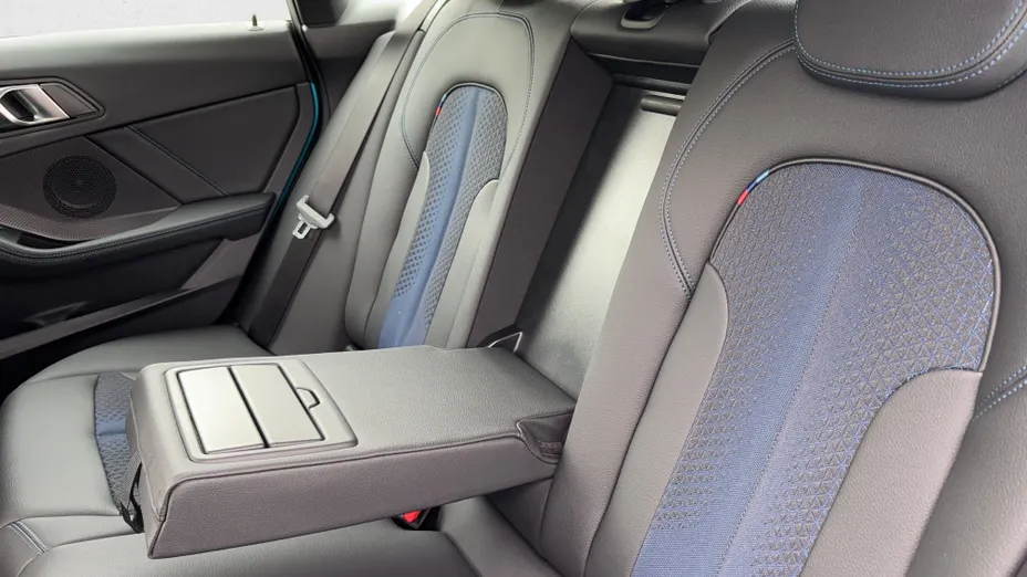 BMW Seria 2 218i M Sport aut