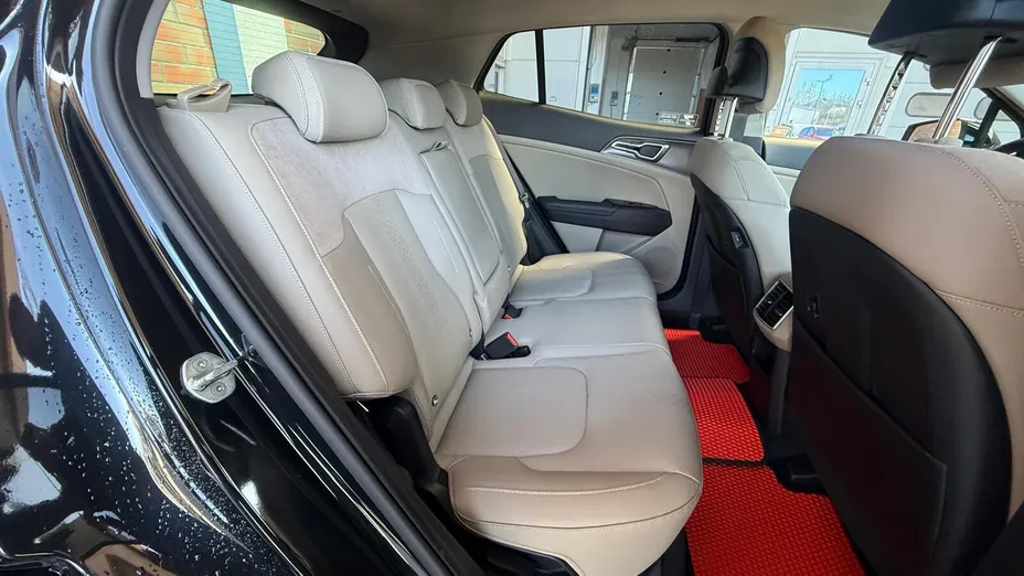 KIA Sportage Sportage 1.6 T-GDI mHEV Business Line 4WD DCT