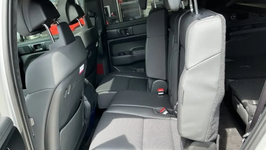 HYUNDAI Santa Fe -
