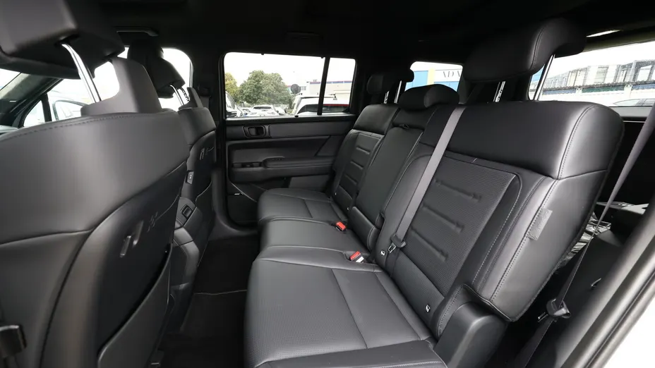 HYUNDAI Santa Fe -