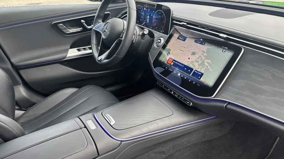 MERCEDES-BENZ E Klasa E 200 d mHEV Avantgarde 9G-Tronic