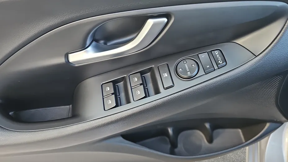 HYUNDAI i30 i30 1.0 T-GDI Modern