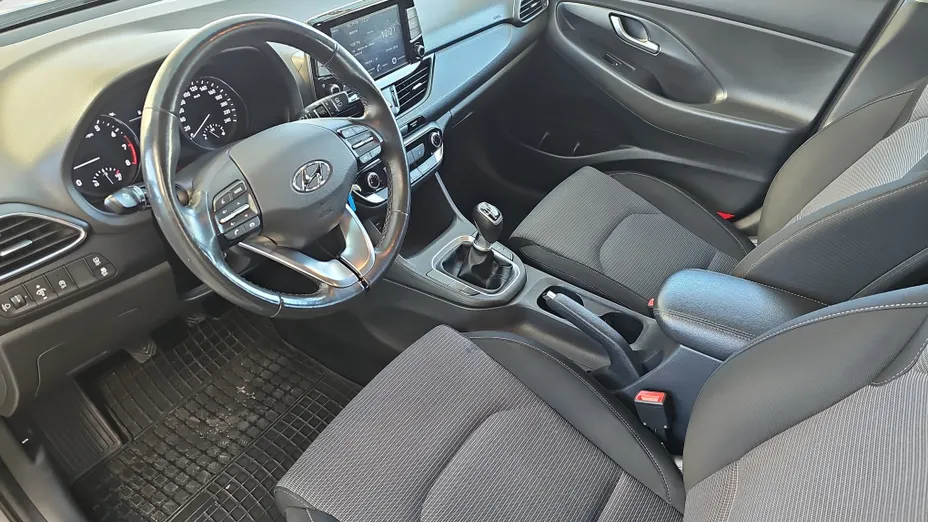 HYUNDAI i30 i30 1.0 T-GDI Modern