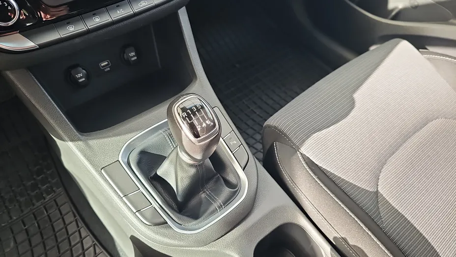 HYUNDAI i30 i30 1.0 T-GDI Modern