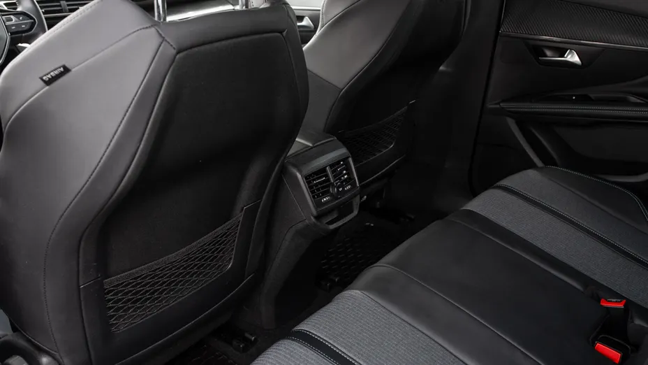 PEUGEOT 3008 3008 1.2 PureTech Allure Pack S&S EAT8
