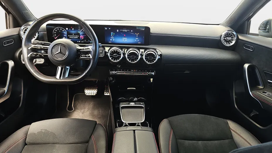 MERCEDES-BENZ A Klasa A 200 AMG Line 7G-DCT