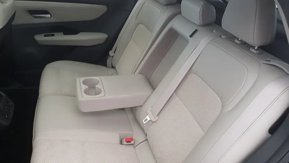 NISSAN Ariya Ariya 87kWh e-4orce Evolve