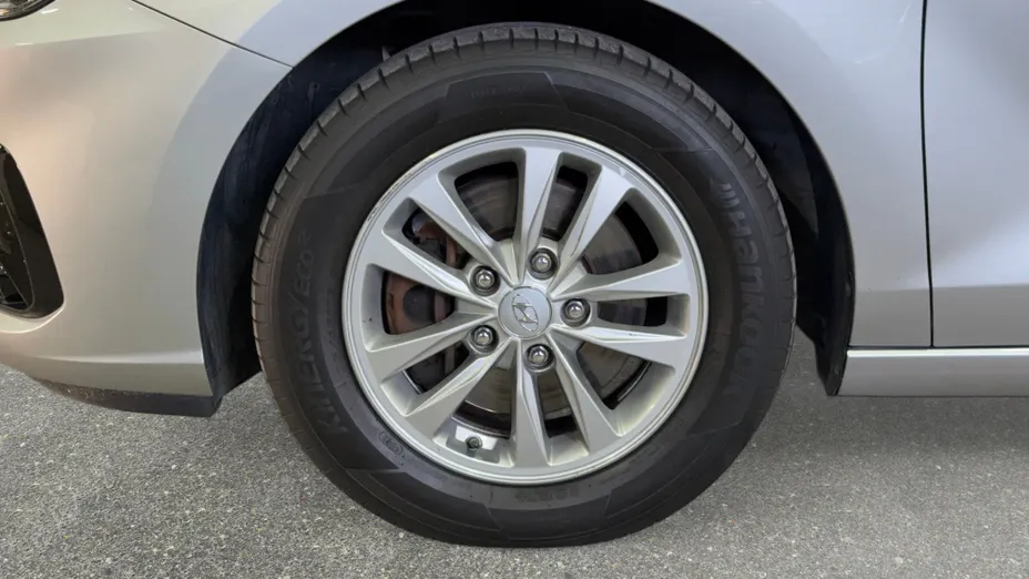 HYUNDAI i30 i30 1.0 T-GDI Modern
