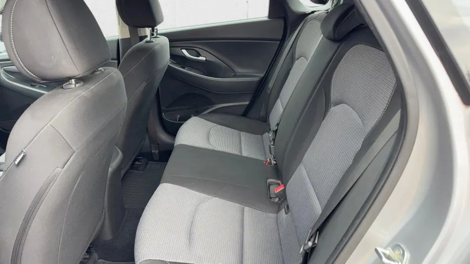 HYUNDAI i30 i30 1.0 T-GDI Modern