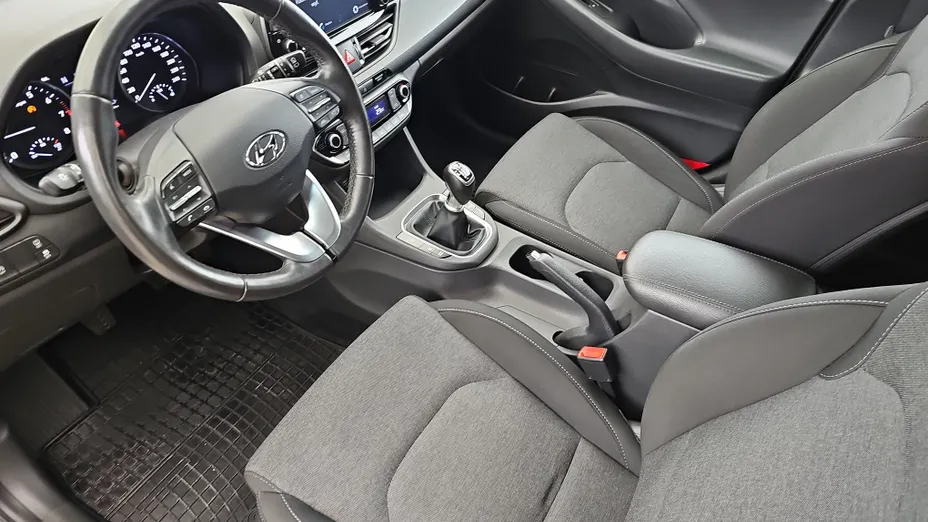 HYUNDAI i30 i30 1.5 T-GDI 48V Smart