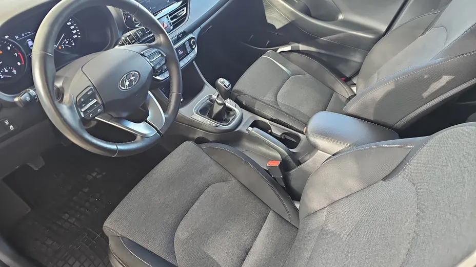 HYUNDAI i30 i30 1.5 T-GDI 48V Smart