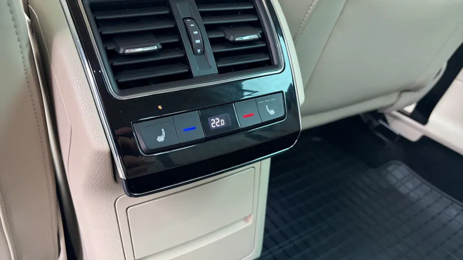 SKODA Superb Superb 2.0 TSI 4x4 L&K DSG