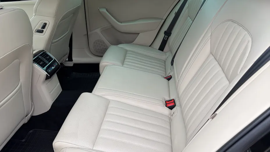 SKODA Superb Superb 2.0 TSI 4x4 L&K DSG