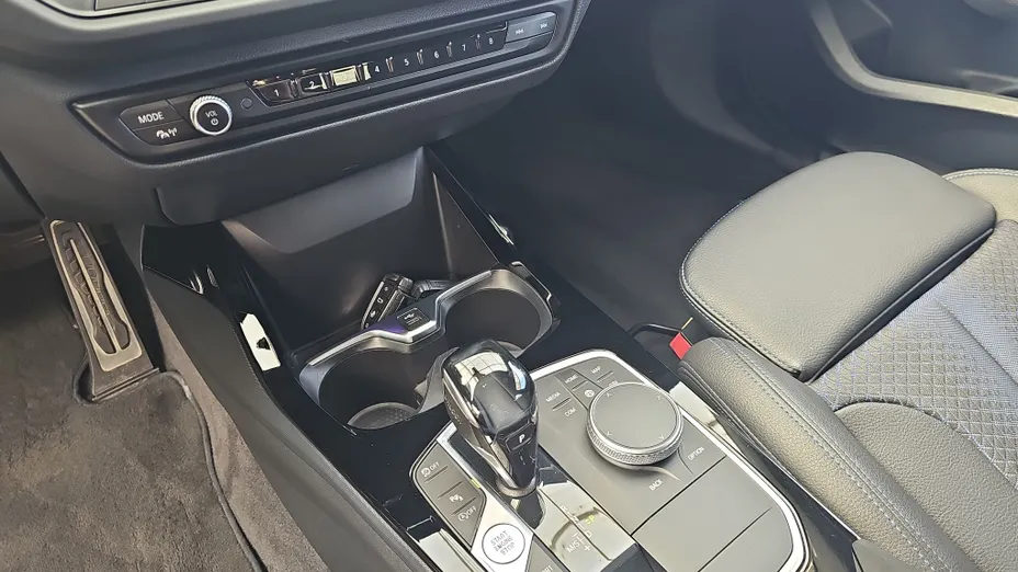 BMW Seria 1 118d M Sport aut