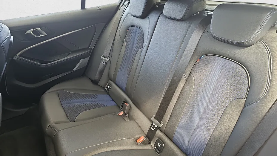 BMW Seria 1 118d M Sport aut