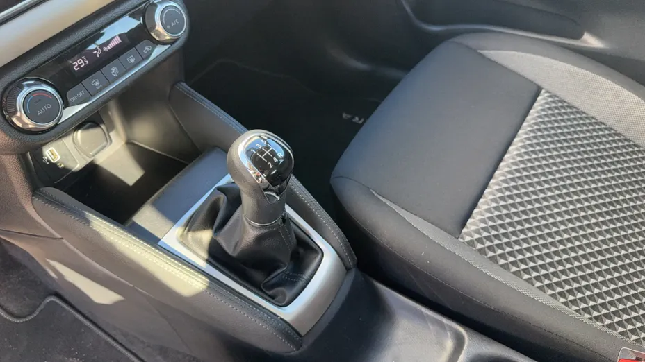 NISSAN Micra Micra 1.0 IG-T Acenta