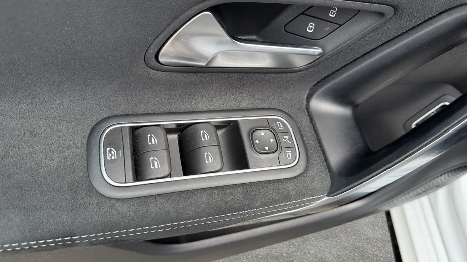 MERCEDES-BENZ CLA CLA 250 4-Matic 7G-DCT