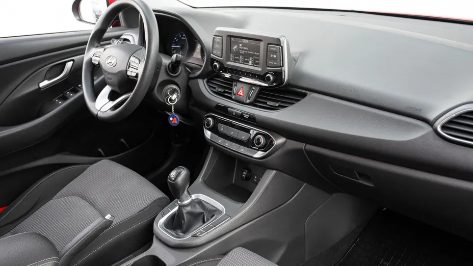 HYUNDAI i30 i30 1.4 Classic +