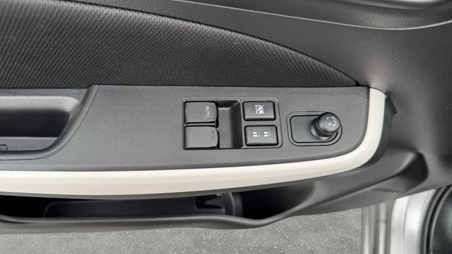 SUZUKI Swift Swift 1.2 Dualjet SHVS Premium