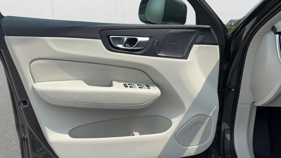 VOLVO XC60 XC60 B4 B Core aut