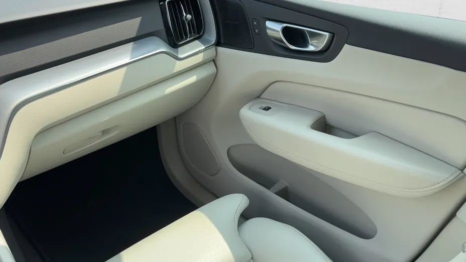 VOLVO XC60 XC60 B4 B Core aut