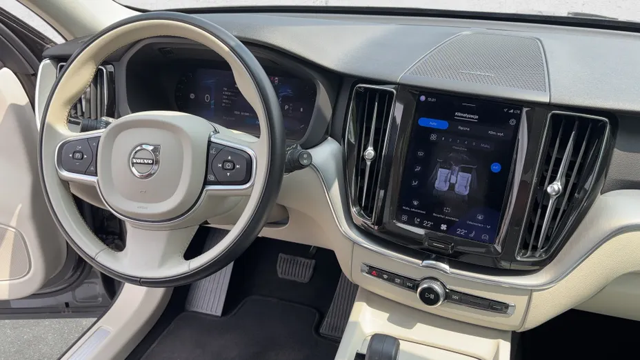 VOLVO XC60 XC60 B4 B Core aut