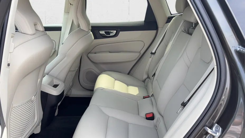 VOLVO XC60 XC60 B4 B Core aut