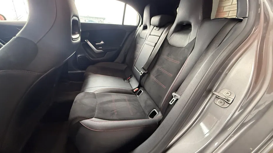 MERCEDES-BENZ A Klasa A 200 AMG Line 7G-DCT