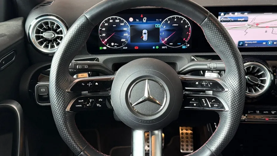 MERCEDES-BENZ A Klasa A 200 AMG Line 7G-DCT