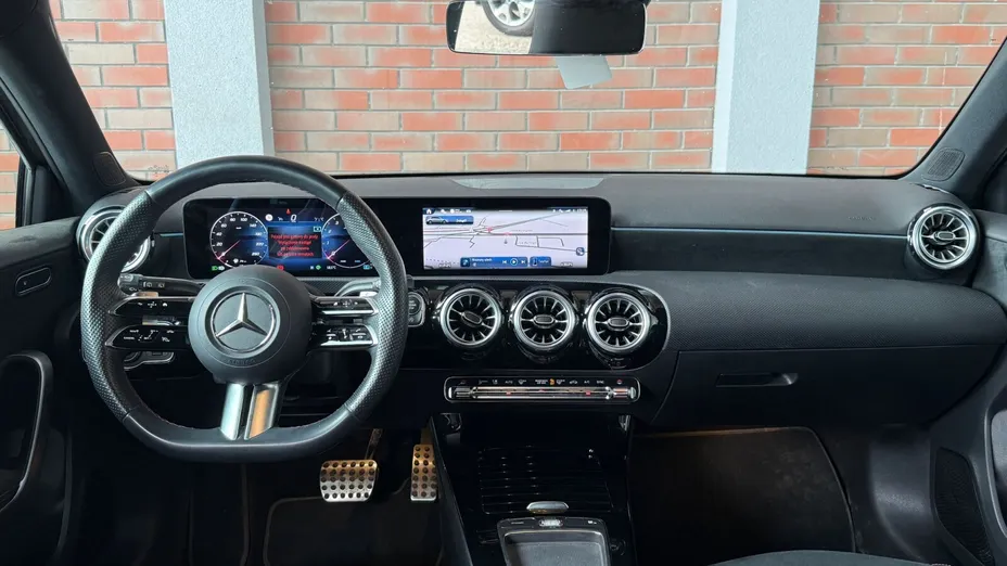 MERCEDES-BENZ A Klasa A 200 AMG Line 7G-DCT