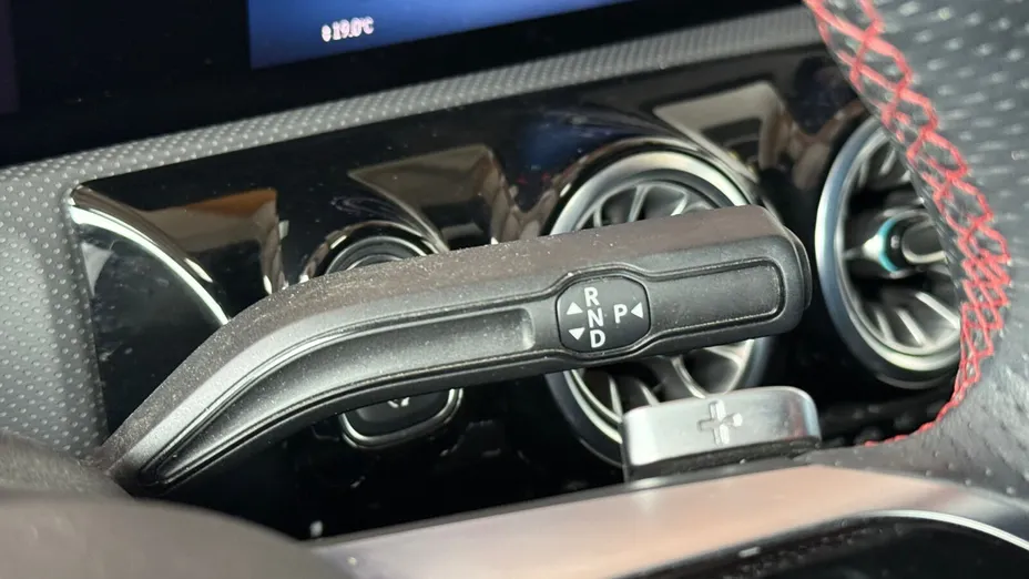 MERCEDES-BENZ A Klasa A 200 AMG Line 7G-DCT