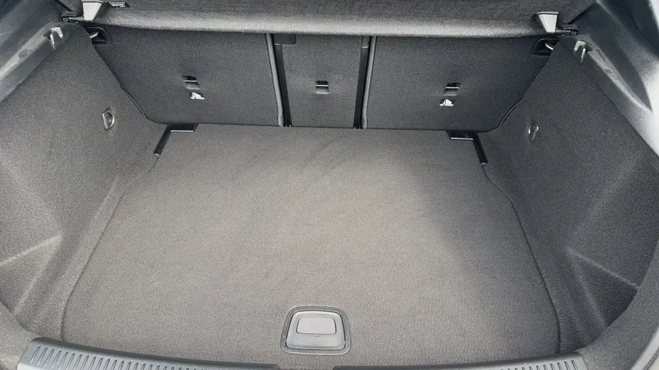 MERCEDES-BENZ A Klasa A 200 AMG Line 7G-DCT