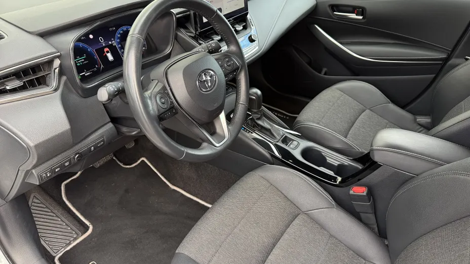 TOYOTA Corolla Corolla 2.0 Hybrid Style
