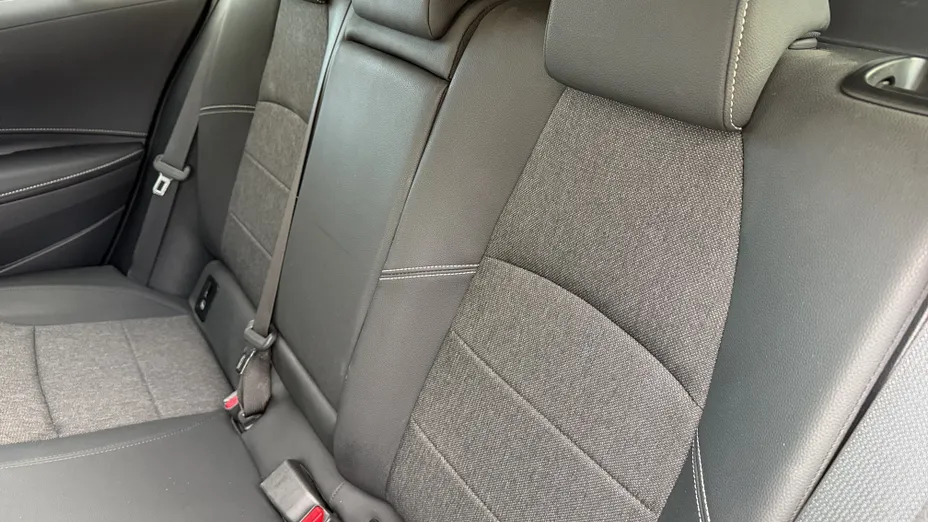 TOYOTA Corolla Corolla 2.0 Hybrid Style