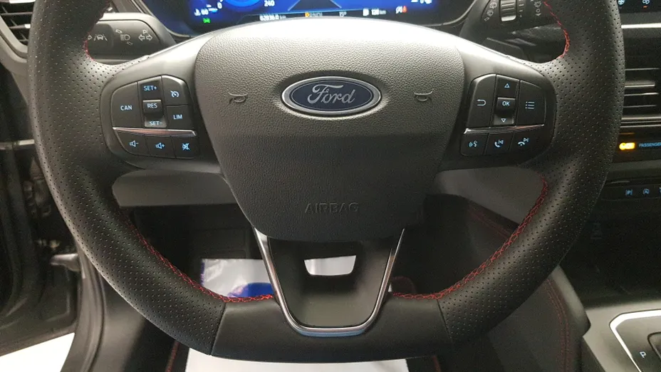 FORD Focus Focus 1.0 EcoBoost mHEV ST-Line X aut