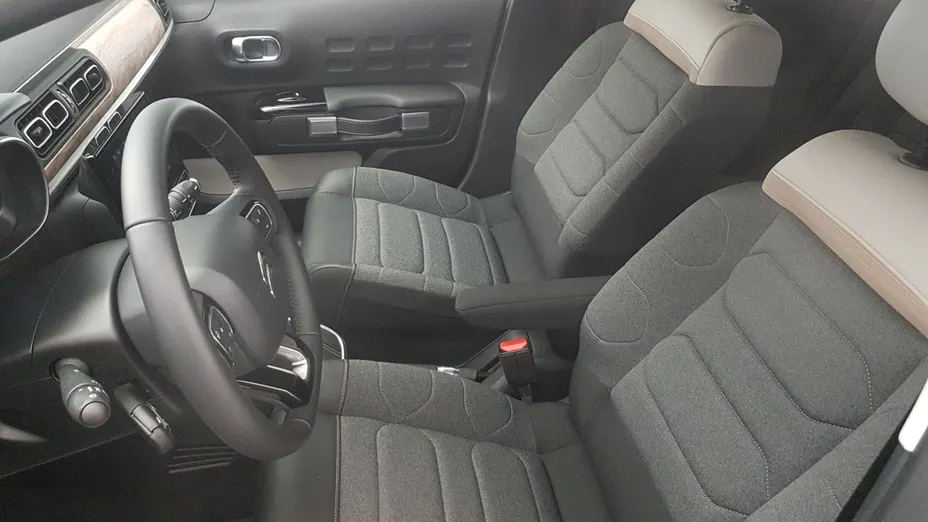 CITROEN C3 C3 1.2 PureTech Max EAT6