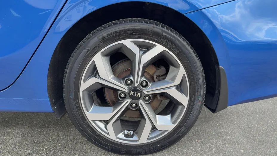 KIA Cee'd Ceed 1.4 T-GDI L Business Line Plus