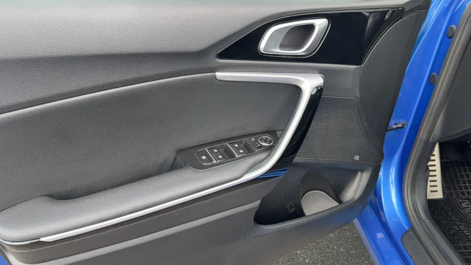 KIA Cee'd Ceed 1.4 T-GDI L Business Line Plus