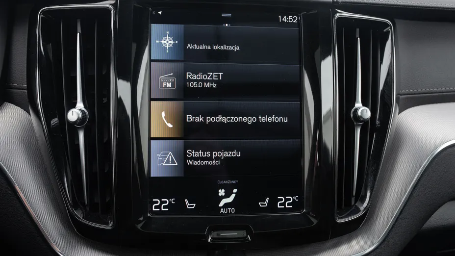 VOLVO XC60 XC60 T8 AWD Plug-In Hybrid R-Design aut