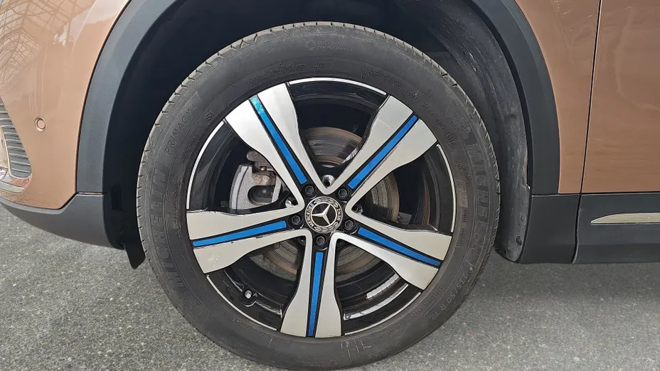 MERCEDES-BENZ EQA EQA 350 66.5kWh 4-Matic Electric Art