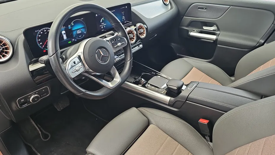 MERCEDES-BENZ EQA EQA 350 66.5kWh 4-Matic Electric Art