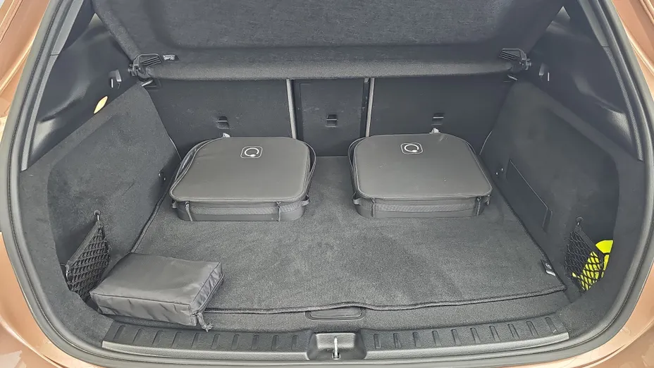 MERCEDES-BENZ EQA EQA 350 66.5kWh 4-Matic Electric Art