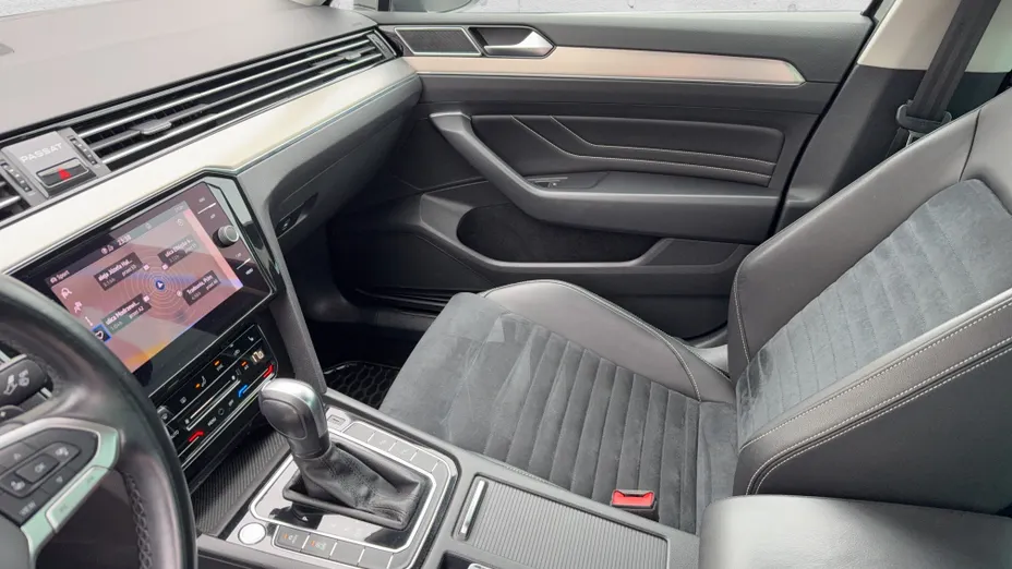 VOLKSWAGEN Passat Passat 2.0 TDI Elegance DSG