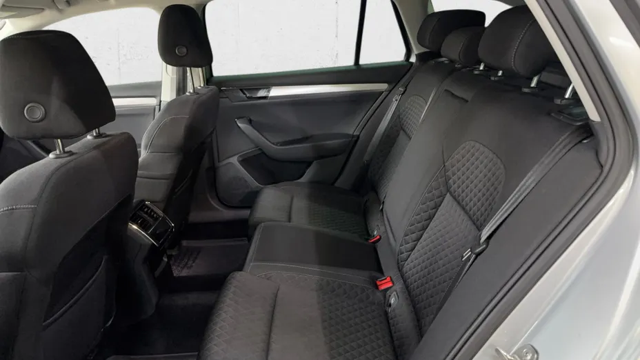 SKODA Superb Superb 2.0 TSI Ambition DSG