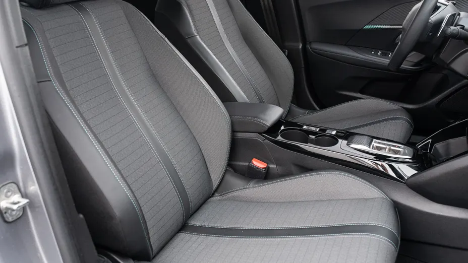 PEUGEOT 2008 2008 1.2 PureTech Allure Pack S&S EAT8