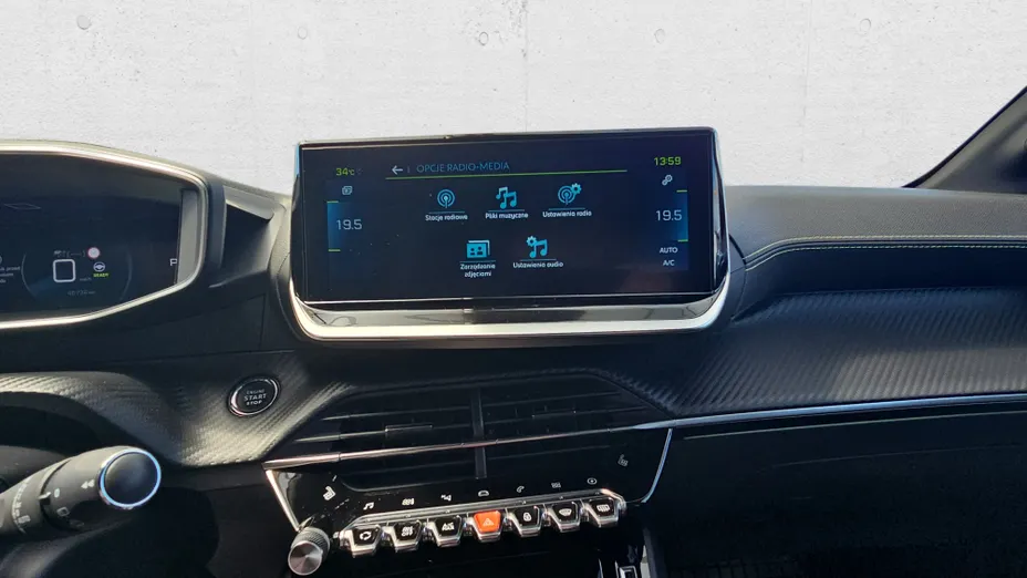 PEUGEOT 208 e-208 GT Pack