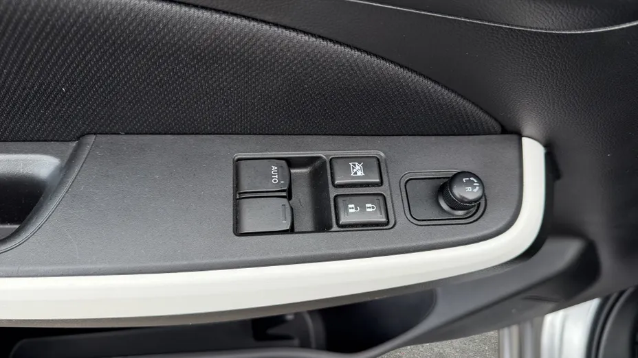 SUZUKI Swift Swift 1.2 Dualjet SHVS Premium
