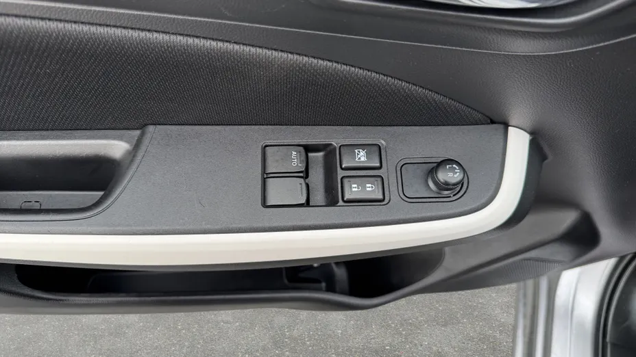 SUZUKI Swift Swift 1.2 Dualjet SHVS Premium