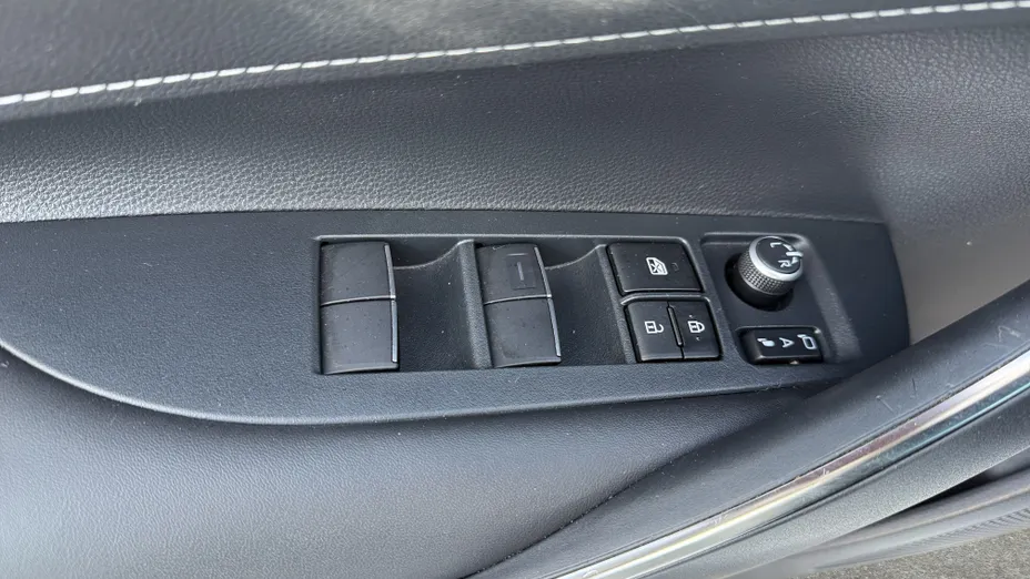 TOYOTA Corolla Corolla 2.0 Hybrid Style