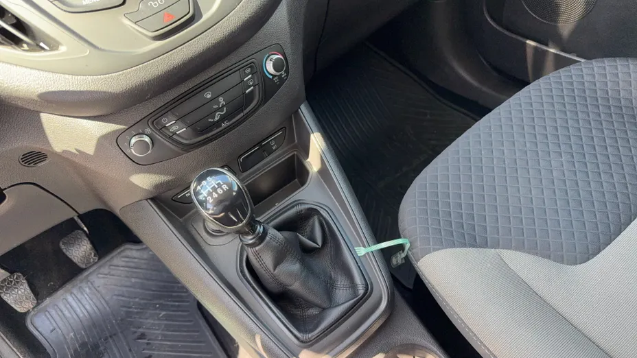 FORD Tourneo Courier Tourneo Courier 1.5 TDCi Trend